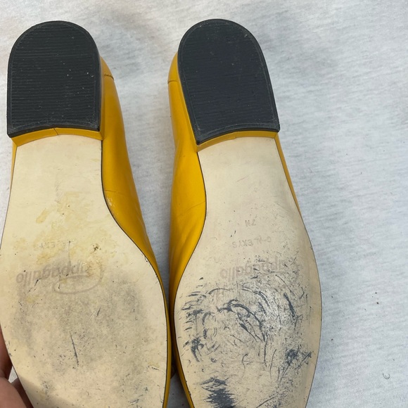 Vintage, yellow and red flat loafer - Picture 7 of 7